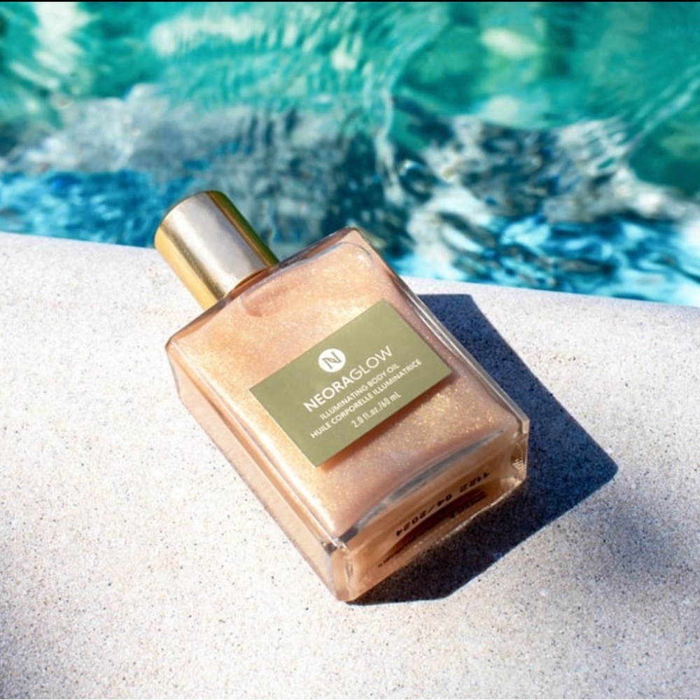 Neora Glow Illuminating Body Oil